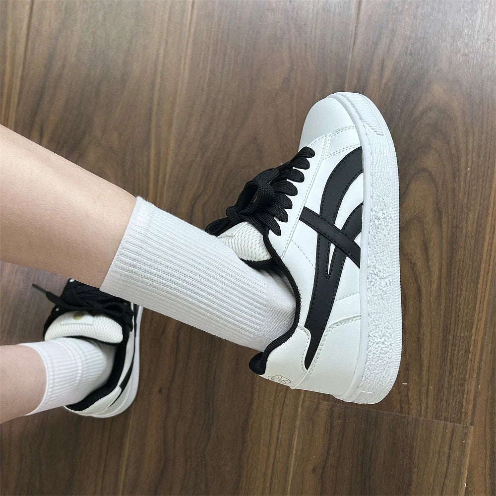 Retro Hong Kong Style Black Bread Shoes Unisex Casual Sports Sneakers Spring Autumn New Model Student Versatile Thick Bottom