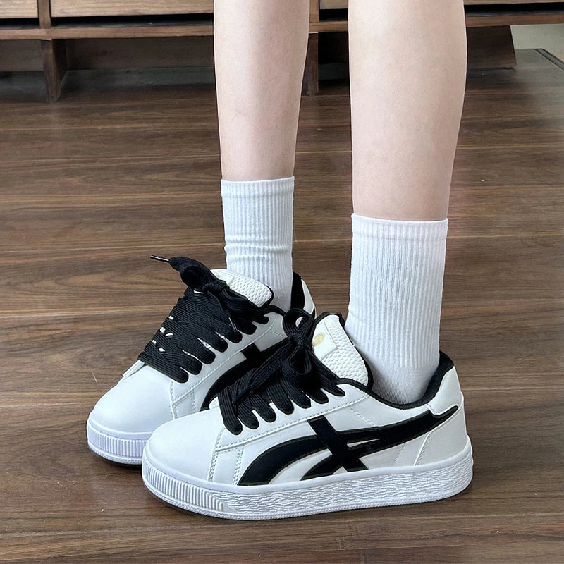 Retro Hong Kong Style Black Bread Shoes Unisex Casual Sports Sneakers Spring Autumn New Model Student Versatile Thick Bottom