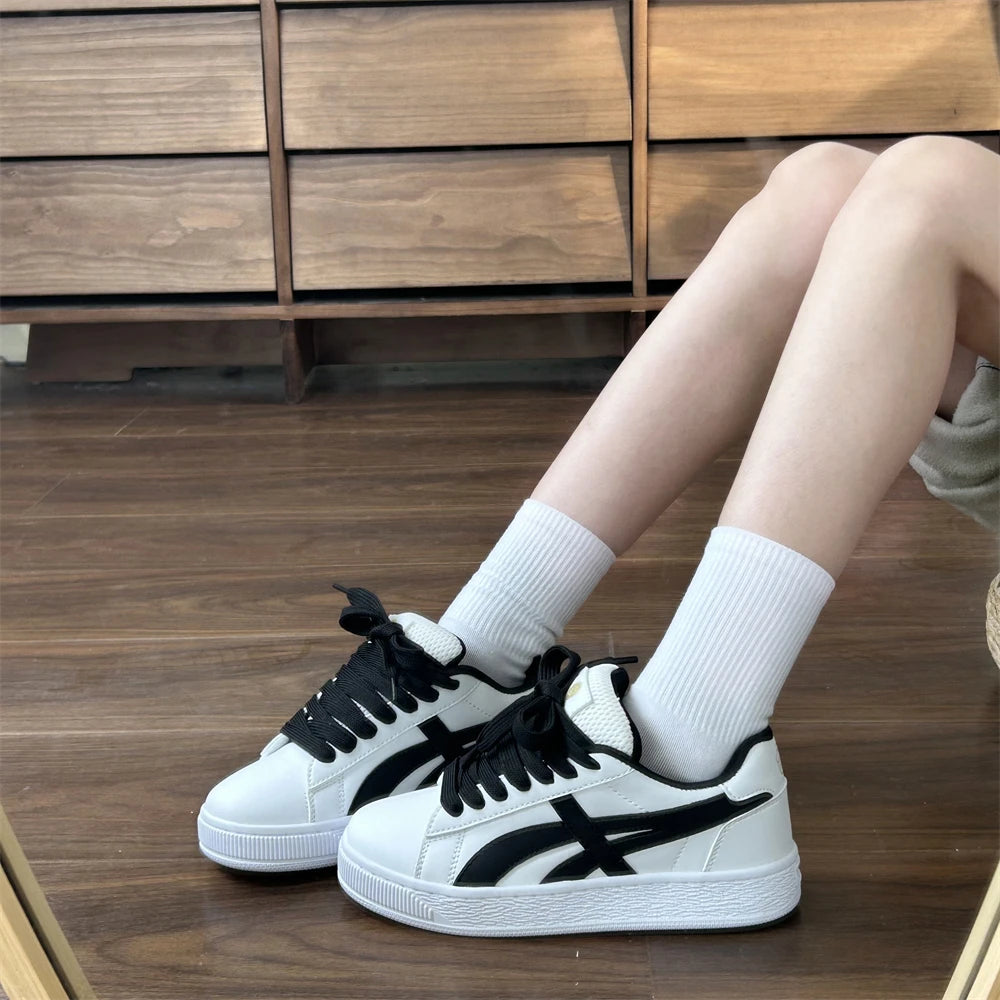 Retro Hong Kong Style Black Bread Shoes Unisex Casual Sports Sneakers Spring Autumn New Model Student Versatile Thick Bottom